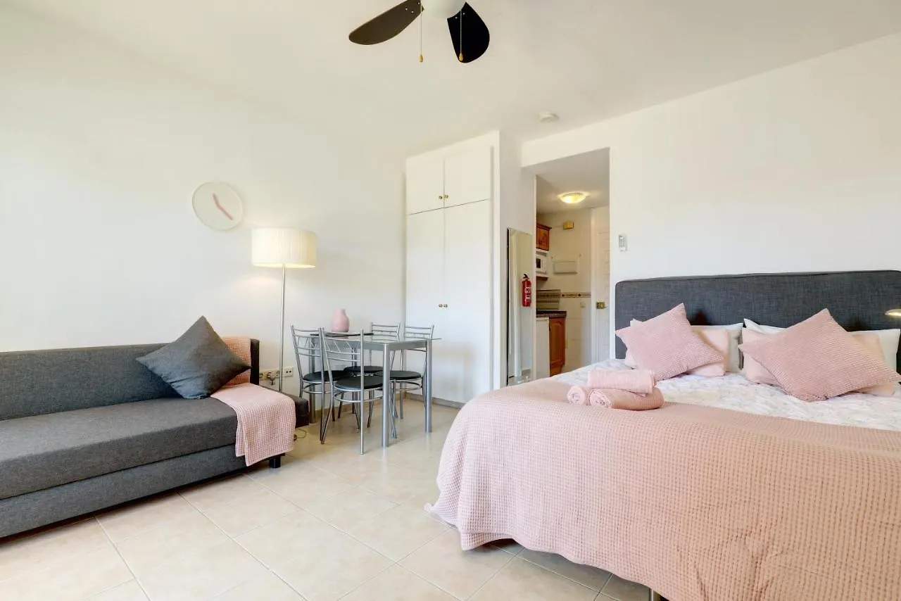 Apartamento 075 - Sea View Studio In Benal Beach Holiday Complex Benalmádena