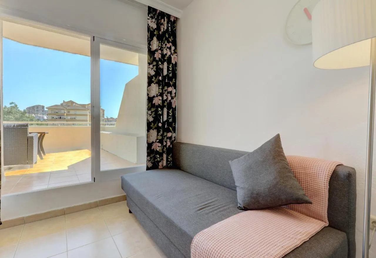 075 - Sea View Studio In Benal Beach Holiday Complex Benalmadena Spain